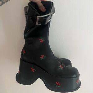 Harpers and Keith rose sock boots